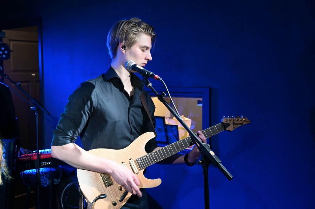 ../Images/10 jaar Ro's Barbershop 036.jpg